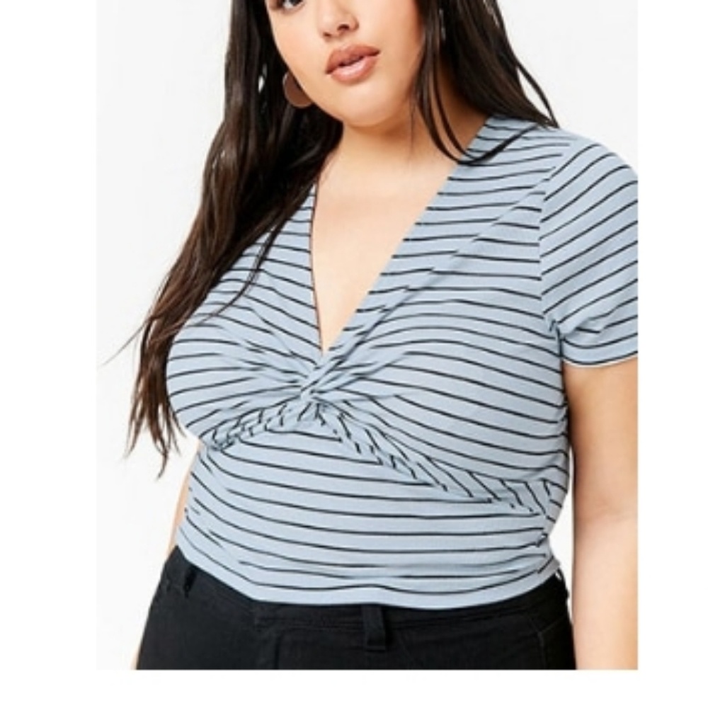 V-neck Crop top